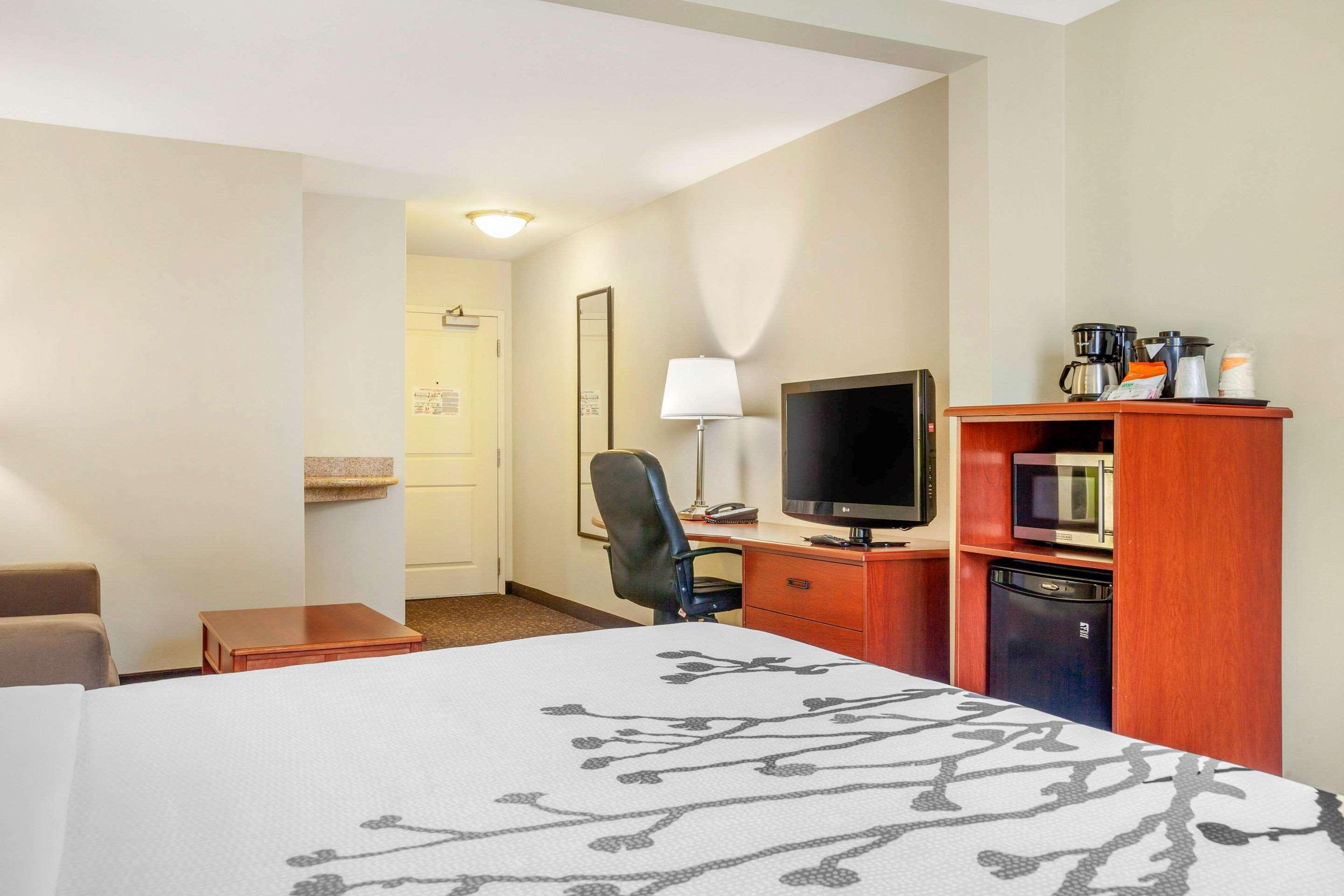 Sleep Inn & Suites Airport Milwaukee Ngoại thất bức ảnh