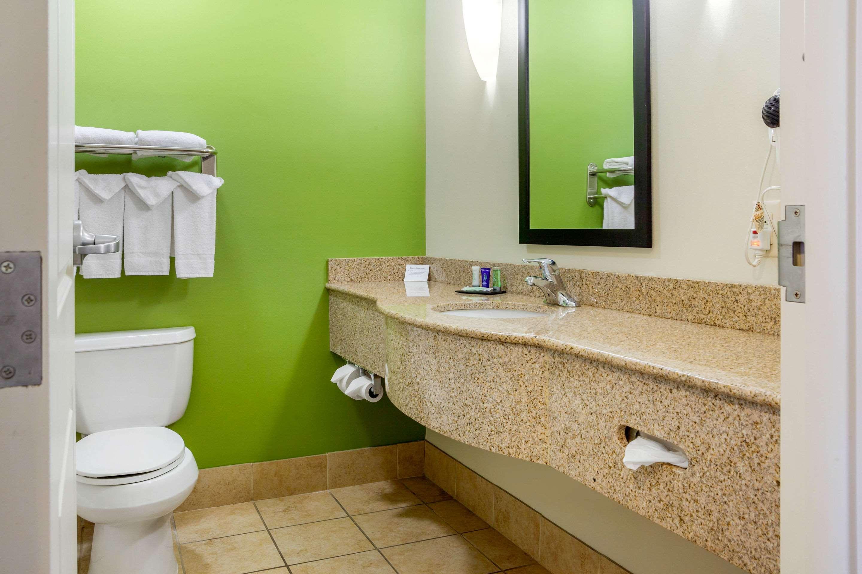 Sleep Inn & Suites Airport Milwaukee Ngoại thất bức ảnh